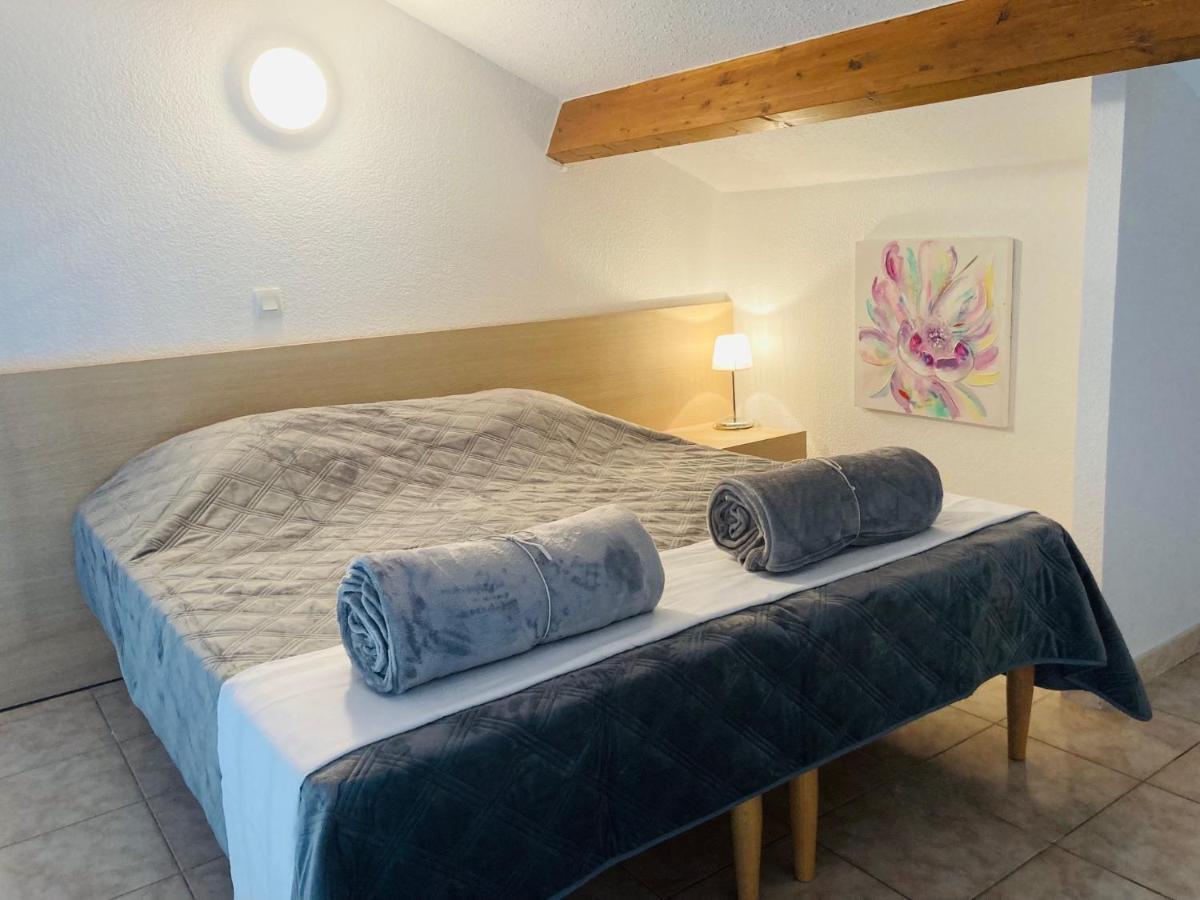 Bel Appartement Dans Residence Avec Piscine Linguizzetta Extérieur photo